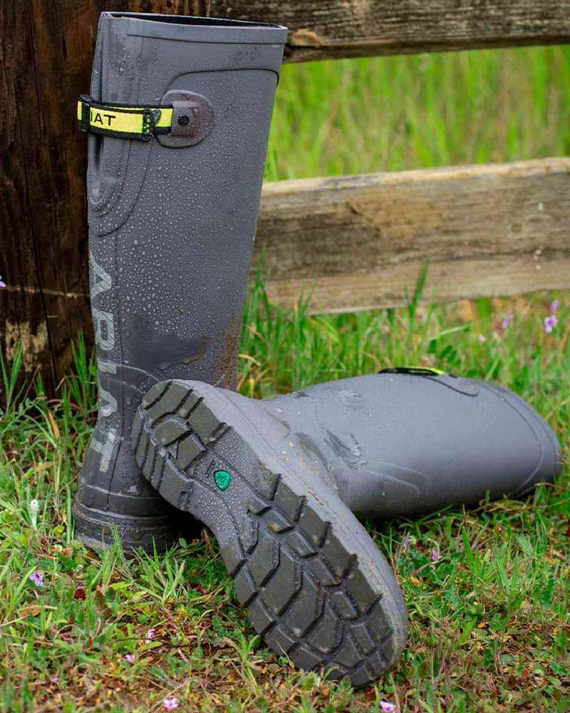 Grey coloured Ariat Womens Kelmarsh Wellington Boots on Grassy background 