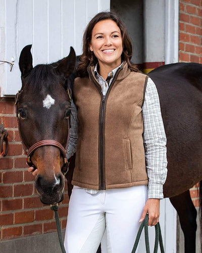 Camel coloured Baleno Sally Ladies Fleece Gilet on horse background #colour_camel