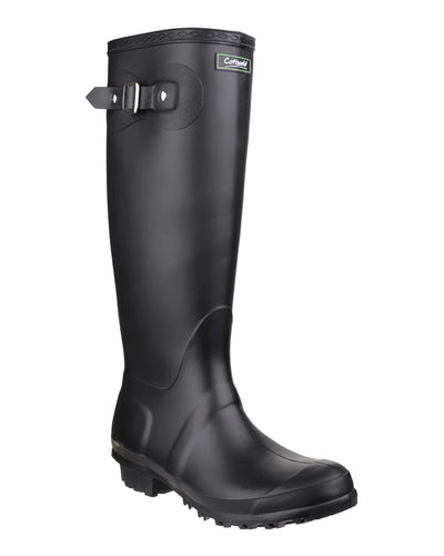 Black coloured Cotswold Sandringham Buckle Strap Wellingtons on white background #colour_black