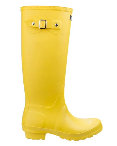 Yellow coloured Cotswold Sandringham Buckle Strap Wellingtons on white background #colour_yellow