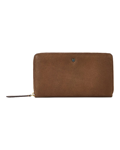 Walnut coloured Dubarry Portlick Leather Purse on white background #colour_walnut