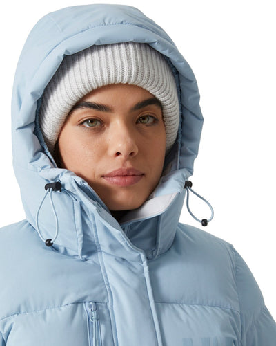 Helly Hansen Adore Ladies Puffy Parka on white background #colour_baby-trooper