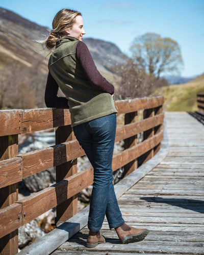 Lovat Coloured Hoggs of Fife Stenton Ladies Fleece Gilet on bridge background #colour_lovat