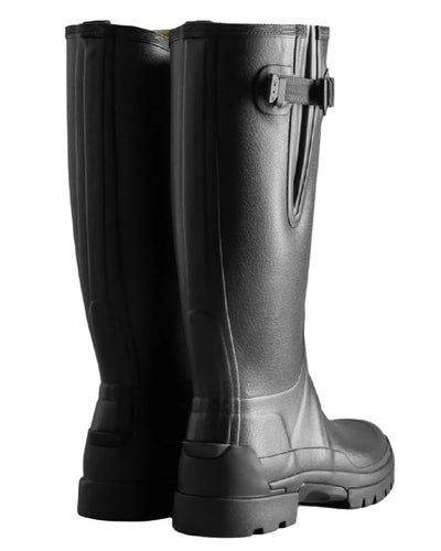 Black coloured Hunter Mens Balmoral Neoprene Adjustable Wellington Boots on white background #colour_black