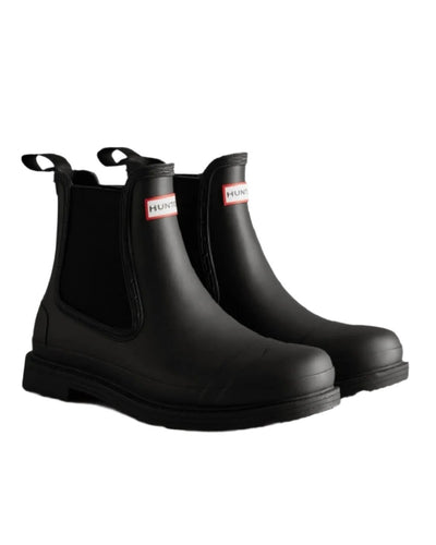 Black coloured Hunter Mens Commando Chelsea Boots on white background #colour_black