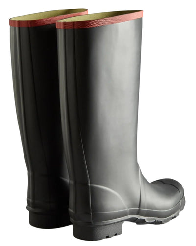 Black coloured Hunter Unisex Argyll Full Knee Wellington Boots on white background #colour_black