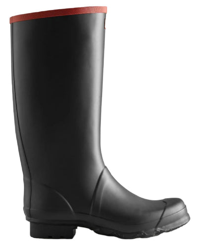 Black coloured Hunter Unisex Argyll Full Knee Wellington Boots on white background #colour_black