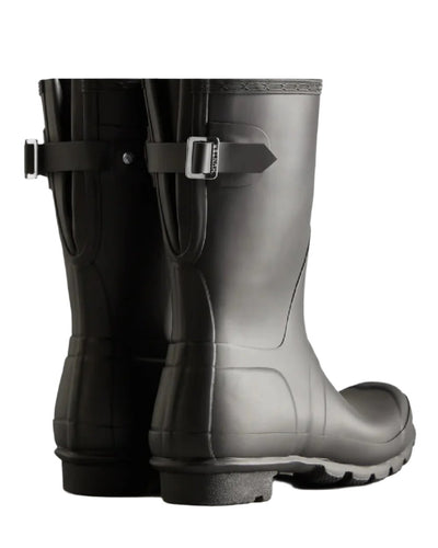 Black coloured Hunter Womens Originals Short Back Adjustable Wellington Boots on white background #colour_black