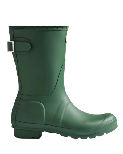 Hunter Green coloured Hunter Womens Originals Short Back Adjustable Wellington Boots on white background #colour_hunter-green