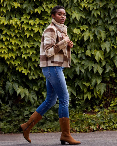 Carmel Suede Coloured Ariat Womens Addison Boot on street background #colour_carmel-suede