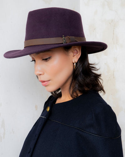 Plum coloured Jack Murphy Boston Crushable Felt Hat on wall background #colour_plum